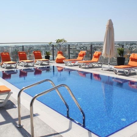 Sky Roof Hotel Nicosia Ngoại thất bức ảnh