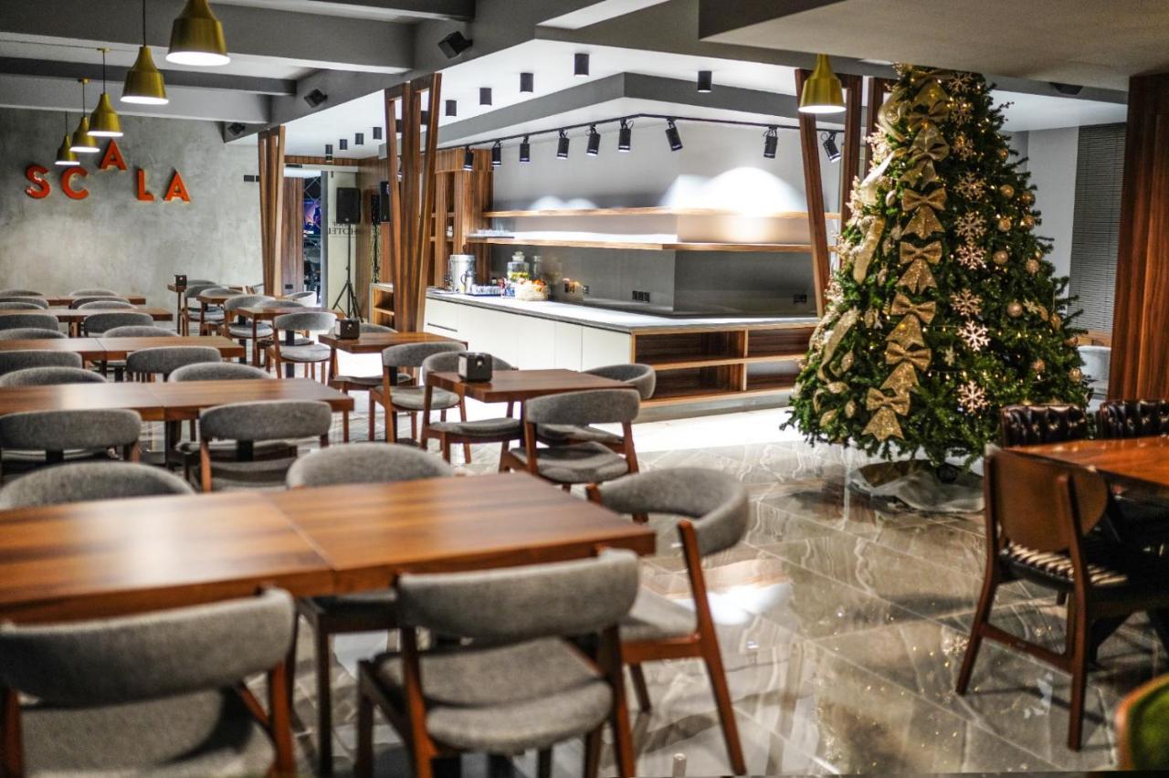 Sky Roof Hotel Nicosia Ngoại thất bức ảnh