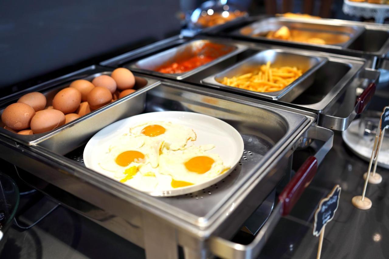 Sky Roof Hotel Nicosia Ngoại thất bức ảnh